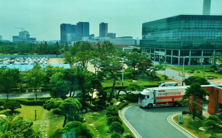 Songdo is close to Incheon international airport and an hour from Seoul