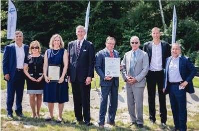 Rentschler Biopharma is given citations from the Town of Milford and Massachusetts House of Representatives at the company's groundbreaking ceremony of its new site in Milford, MA. © Rentschler Biopharma SE